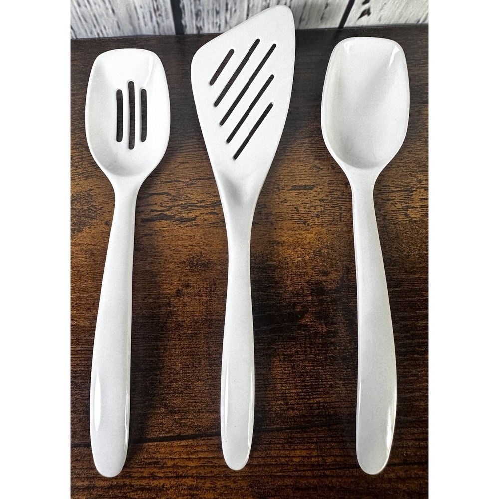 Hutzler Melamine White 2 Spoons And‎ Spatula  7 1/2"  Kitchen  90's Vintage